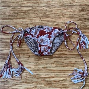 Acacia Honey Murray Bottoms